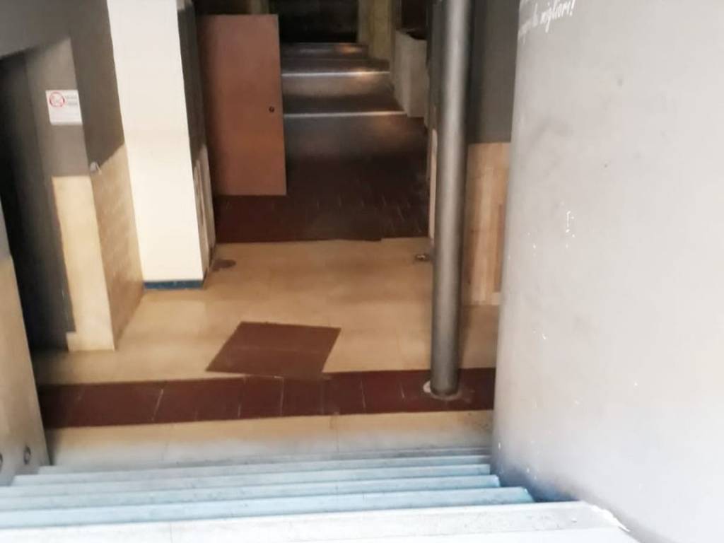 negozio in affitto a Cagliari in zona Marina