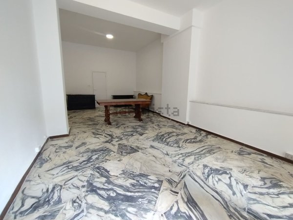 locale commerciale in affitto a Cagliari in zona Villanova