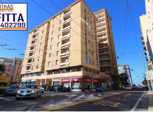 ufficio in affitto a Cagliari in zona Villanova