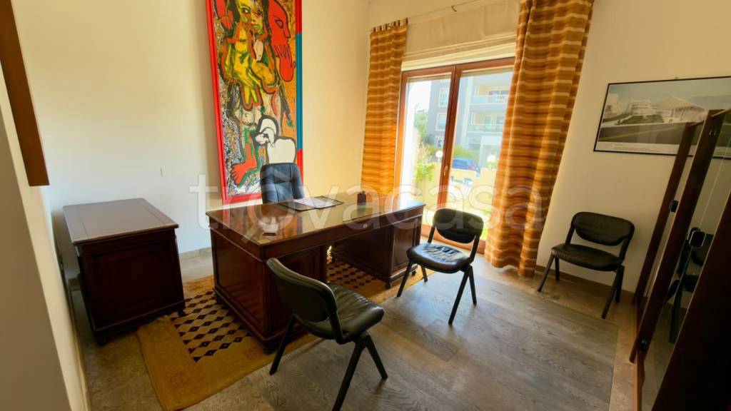 appartamento in affitto a Cagliari in zona Genneruxi