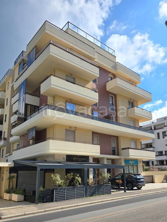 negozio in affitto a Cagliari in zona Poetto/Marina Piccola