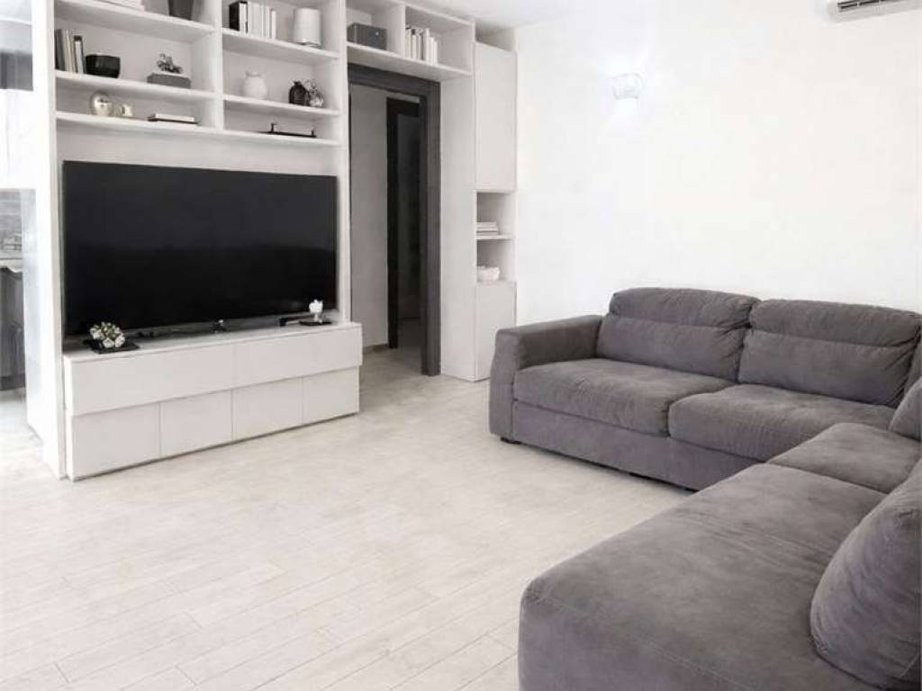 appartamento in affitto a Cagliari in zona Genneruxi