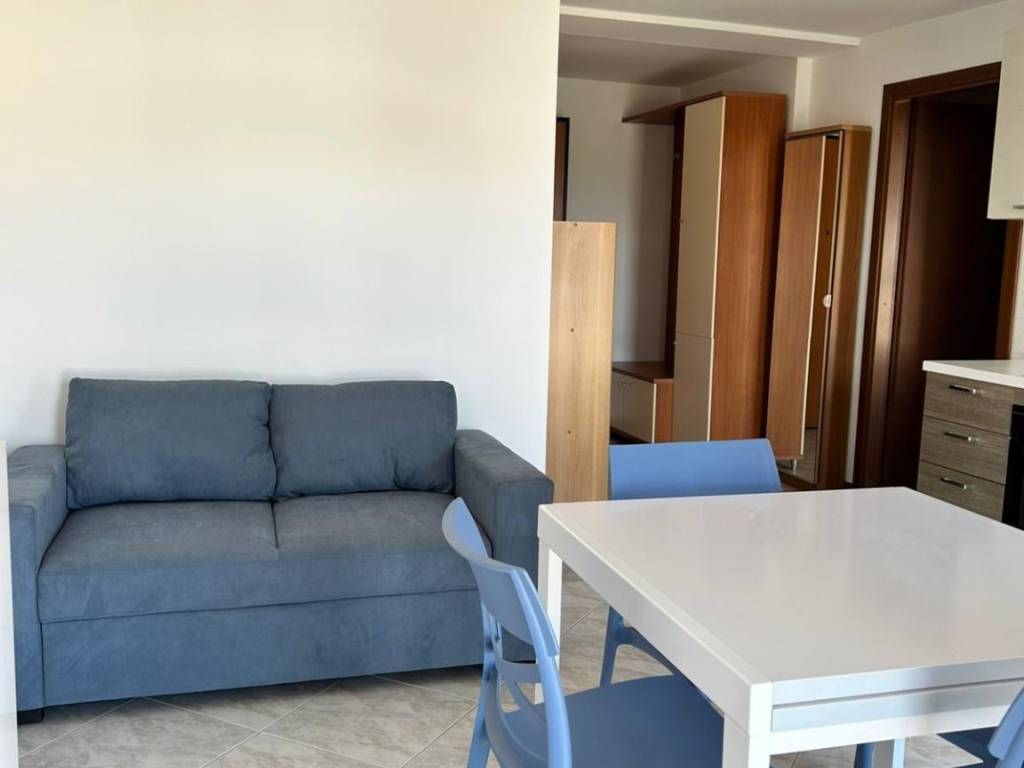 appartamento in affitto a Cagliari in zona Fonsarda / zona Giudici