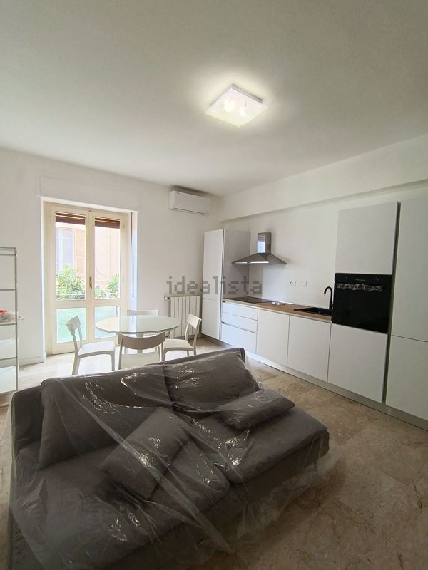 appartamento in affitto a Cagliari in zona Villanova