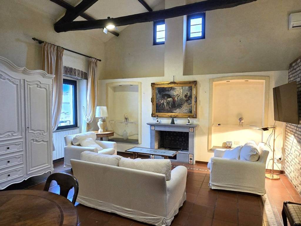 appartamento in affitto a Cagliari in zona Castello