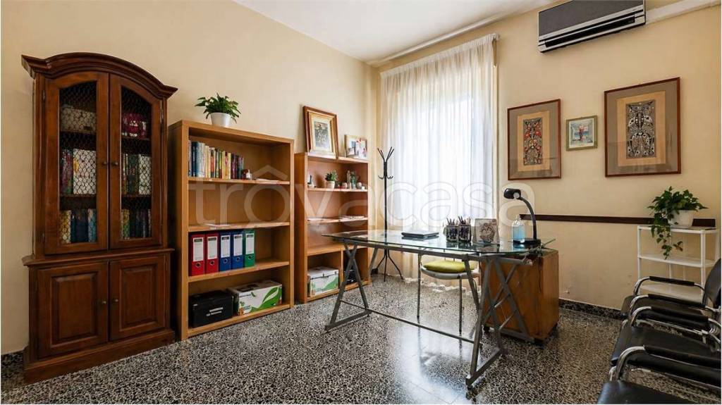 ufficio in affitto a Cagliari in zona Monte Urpinu