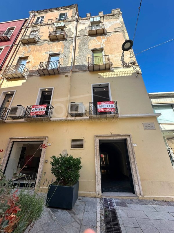 locale commerciale in affitto a Cagliari in zona Marina