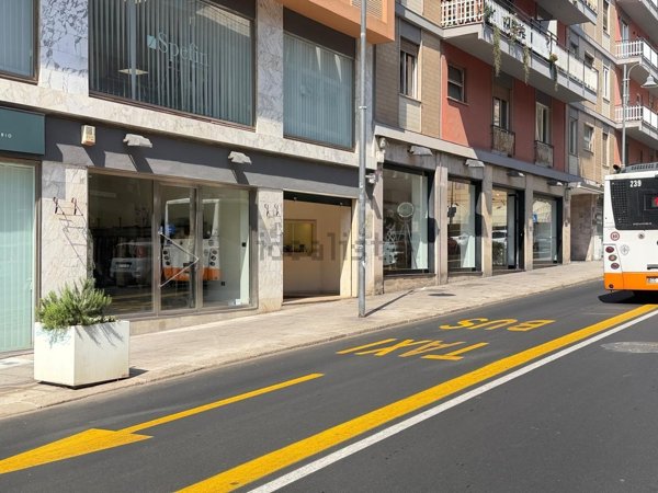 locale commerciale in affitto a Cagliari in zona Villanova