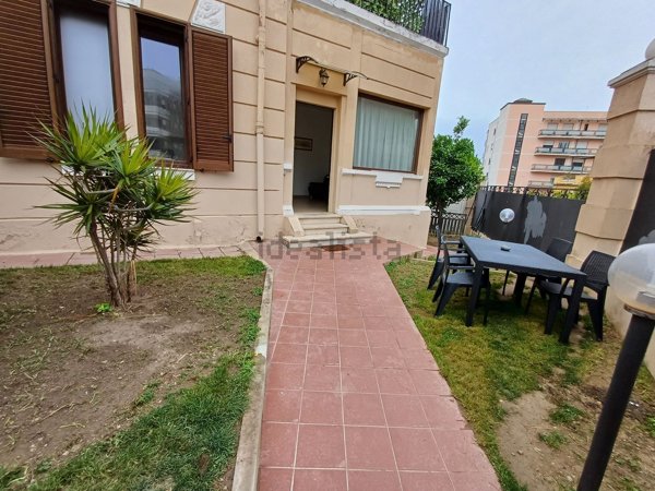 appartamento in affitto a Cagliari in zona Bonaria