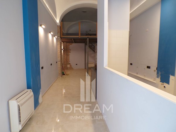 locale commerciale in affitto a Cagliari in zona Stampace/Punici