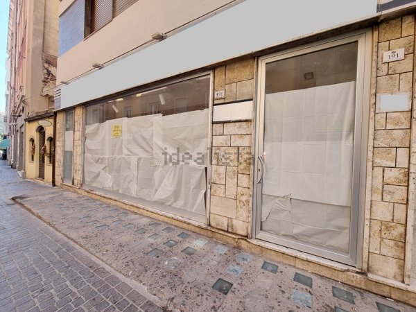 locale commerciale in affitto a Cagliari in zona Villanova