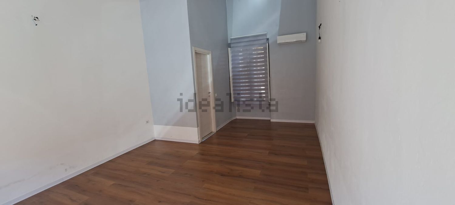locale commerciale in affitto a Cagliari in zona Villanova
