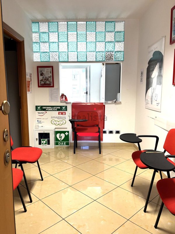 ufficio in affitto a Cagliari in zona Bonaria