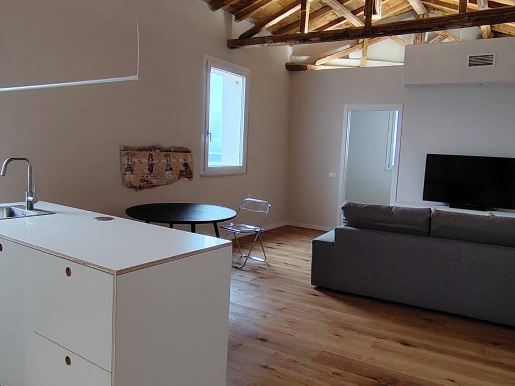 appartamento in affitto a Cagliari in zona Castello