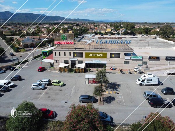 negozio in affitto a Capoterra in zona La Maddalena