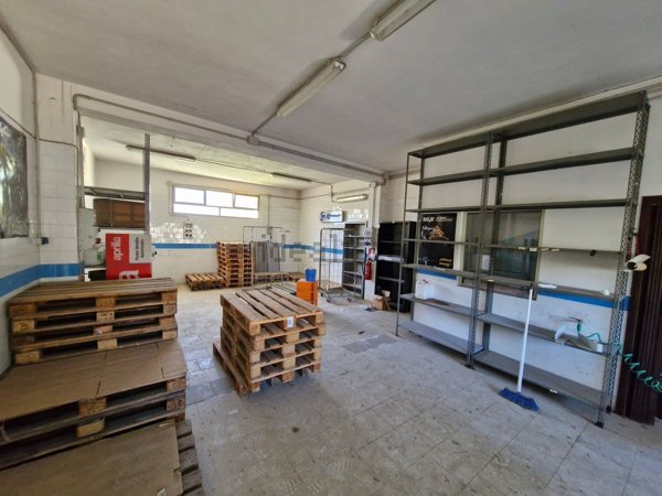 locale commerciale in affitto a Maracalagonis