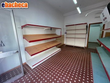 locale commerciale in affitto a Quartu Sant'Elena