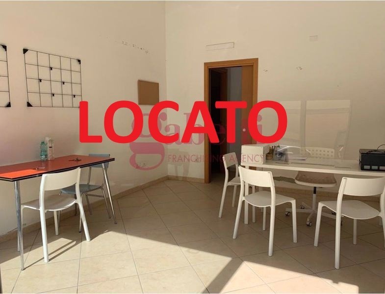 negozio in affitto a Quartu Sant'Elena in zona Cepola