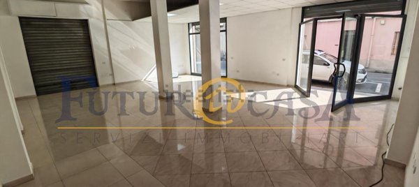 locale commerciale in affitto a Quartu Sant'Elena