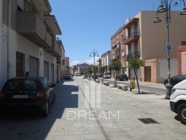 locale commerciale in affitto a Quartu Sant'Elena in zona Cepola