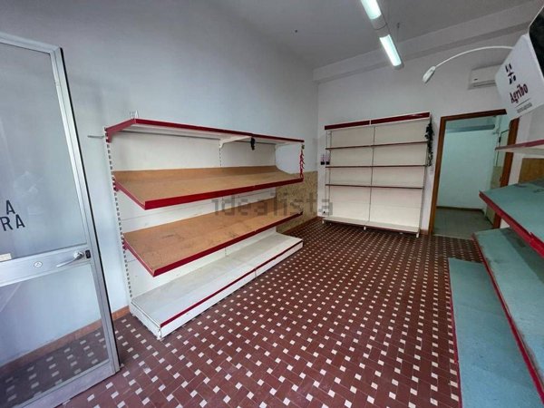 locale commerciale in affitto a Quartu Sant'Elena in zona Pitz'e Serra
