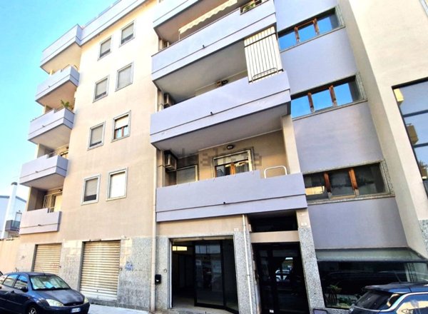 locale commerciale in affitto a Quartu Sant'Elena