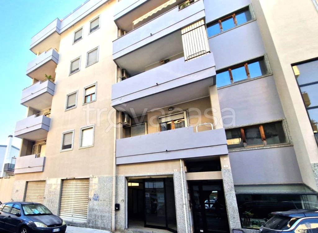 negozio in affitto a Quartu Sant'Elena