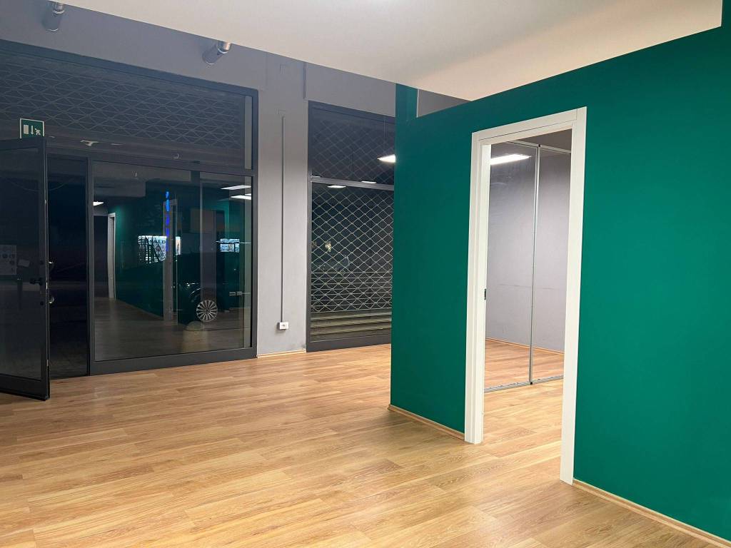 negozio in affitto a Quartu Sant'Elena