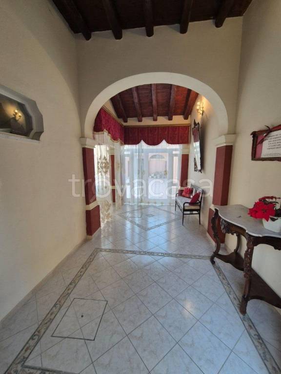 ufficio in affitto a Quartu Sant'Elena in zona Centro Storico