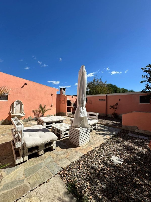 appartamento in affitto a Quartu Sant'Elena in zona Quartello