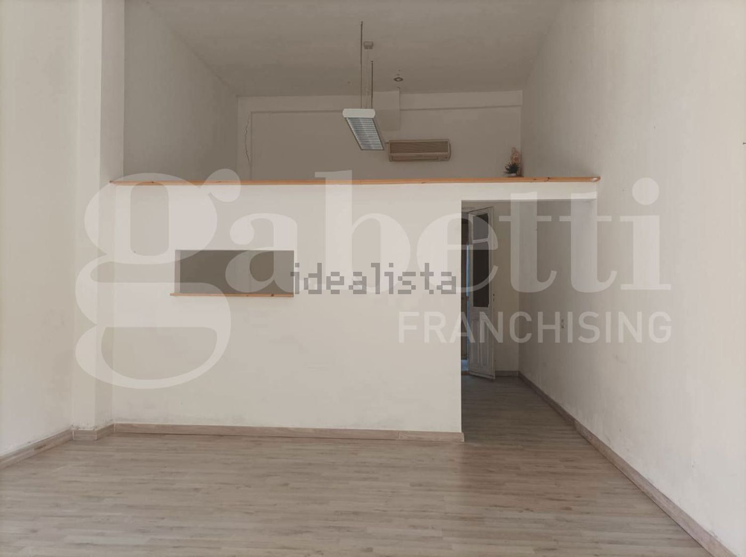 locale commerciale in affitto a Quartu Sant'Elena in zona Pitz'e Serra