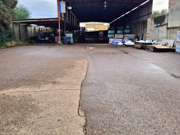 locale commerciale in affitto a Quartu Sant'Elena