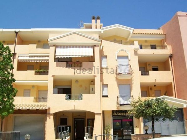 appartamento in affitto a Quartu Sant'Elena in zona Quartello