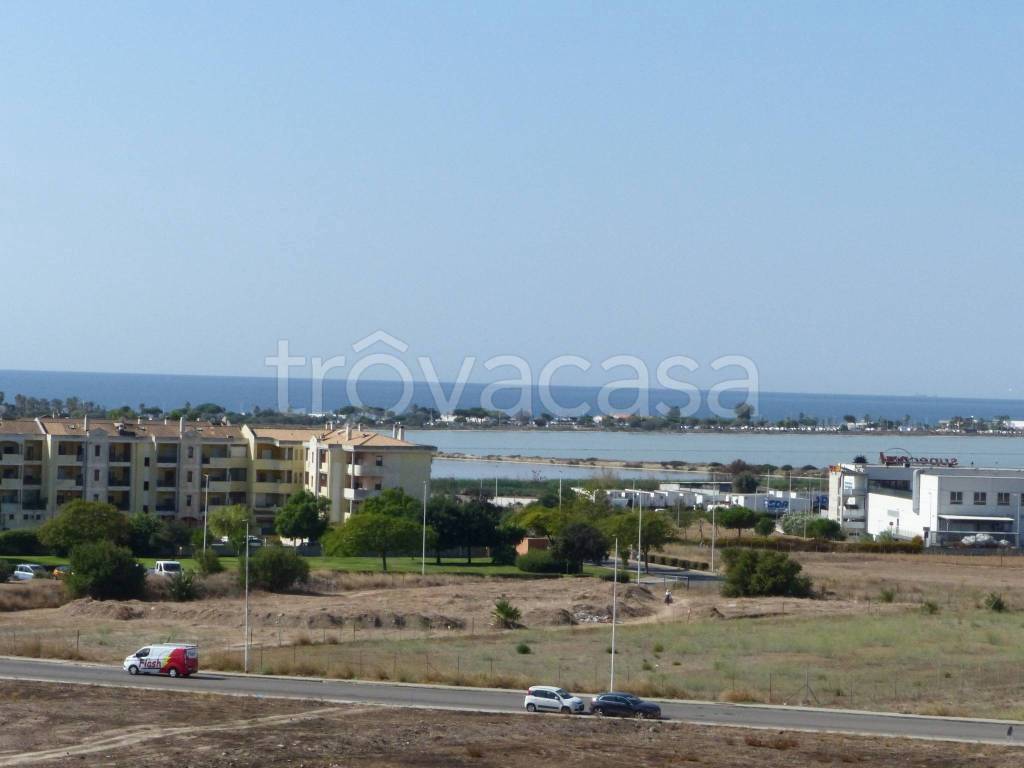 appartamento in affitto a Quartu Sant'Elena in zona Quartello