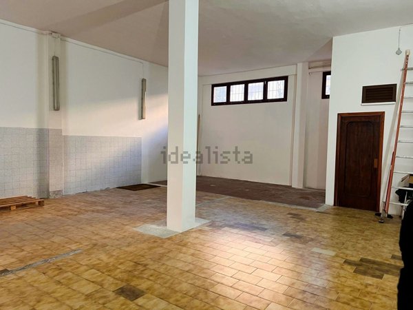 locale commerciale in affitto a Quartu Sant'Elena in zona Musicisti