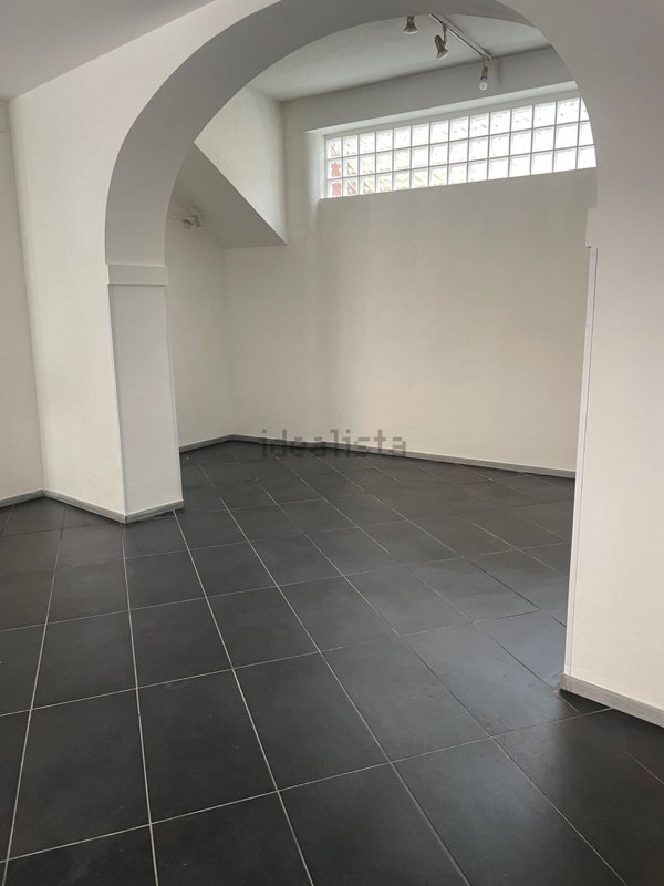 locale commerciale in affitto a Quartu Sant'Elena in zona Centro Storico