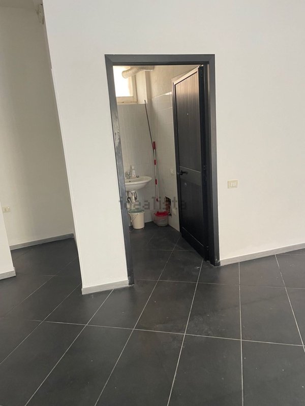 locale commerciale in affitto a Quartu Sant'Elena in zona Centro Storico