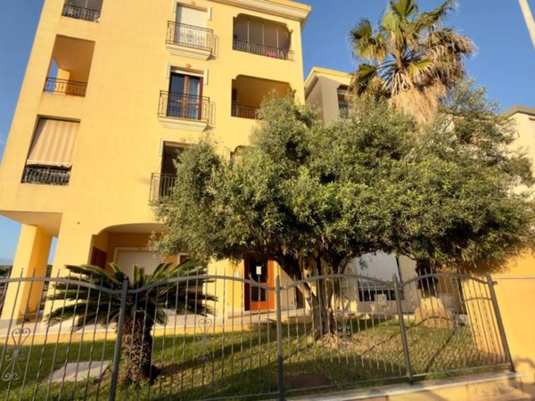 appartamento in affitto a Quartu Sant'Elena in zona Quartello