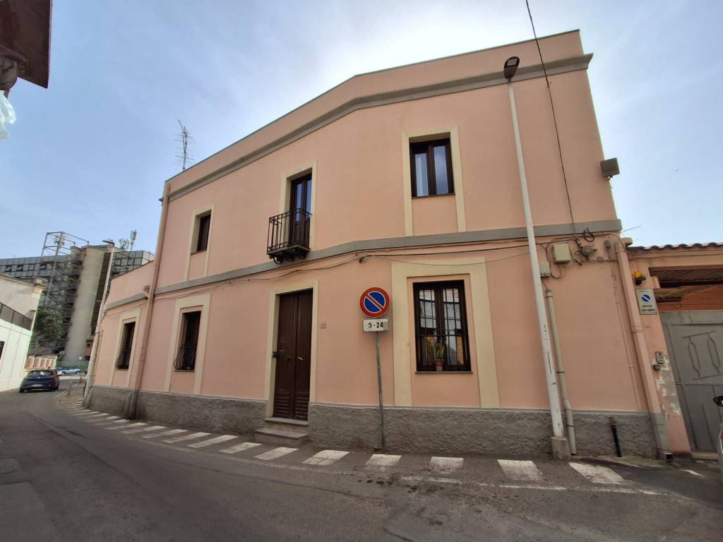 appartamento in affitto a Quartu Sant'Elena in zona Centro Storico