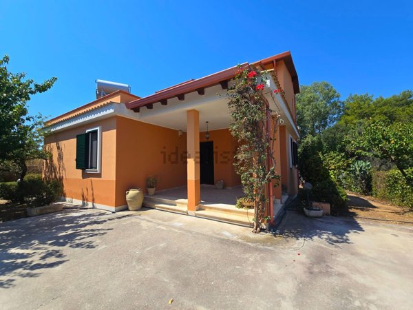 casa indipendente in affitto a Quartu Sant'Elena in zona Margine Rosso
