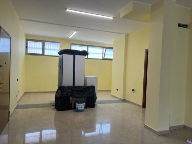 negozio in affitto a Quartu Sant'Elena in zona Pitz'e Serra