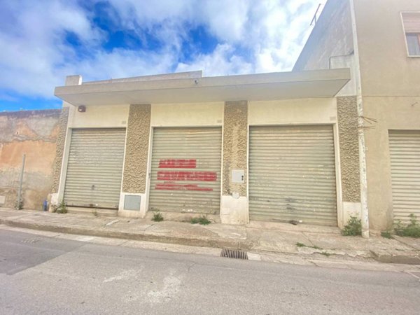 negozio in affitto a Quartu Sant'Elena