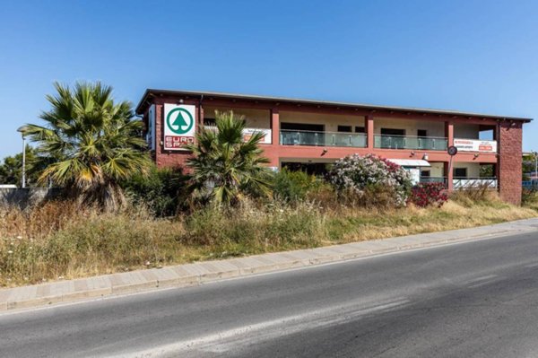 locale commerciale in affitto a Quartu Sant'Elena in zona Foxi