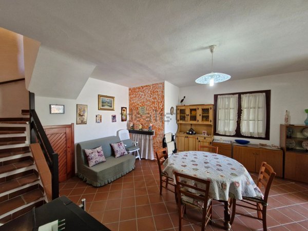 appartamento in affitto a Quartu Sant'Elena in zona Is Meris