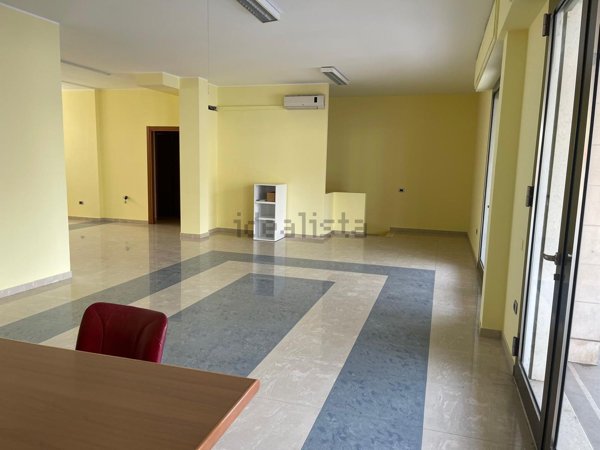 locale commerciale in affitto a Quartu Sant'Elena in zona Pitz'e Serra