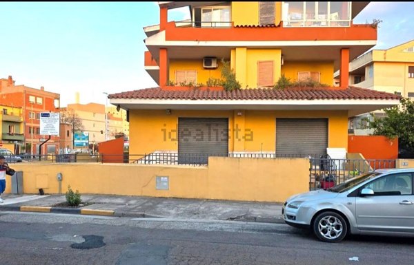 locale commerciale in affitto a Quartu Sant'Elena in zona Musicisti