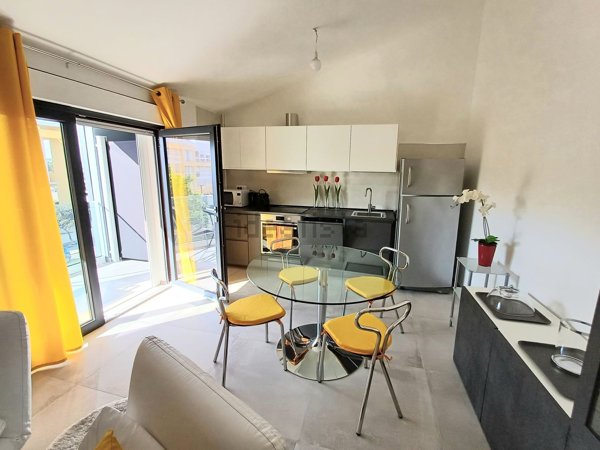 appartamento in affitto a Quartu Sant'Elena in zona Quartello