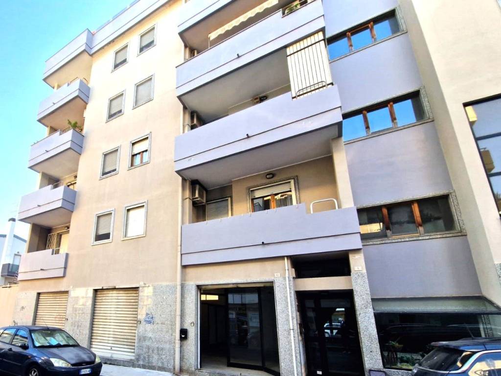 negozio in affitto a Quartu Sant'Elena