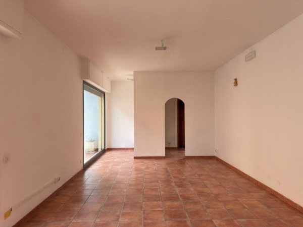 negozio in affitto a Sarroch