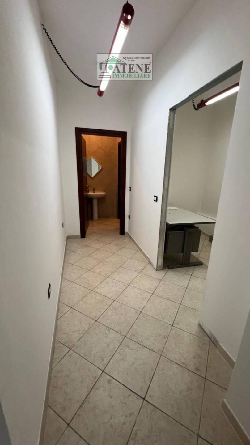 ufficio in affitto a Selargius in zona Su Planu
